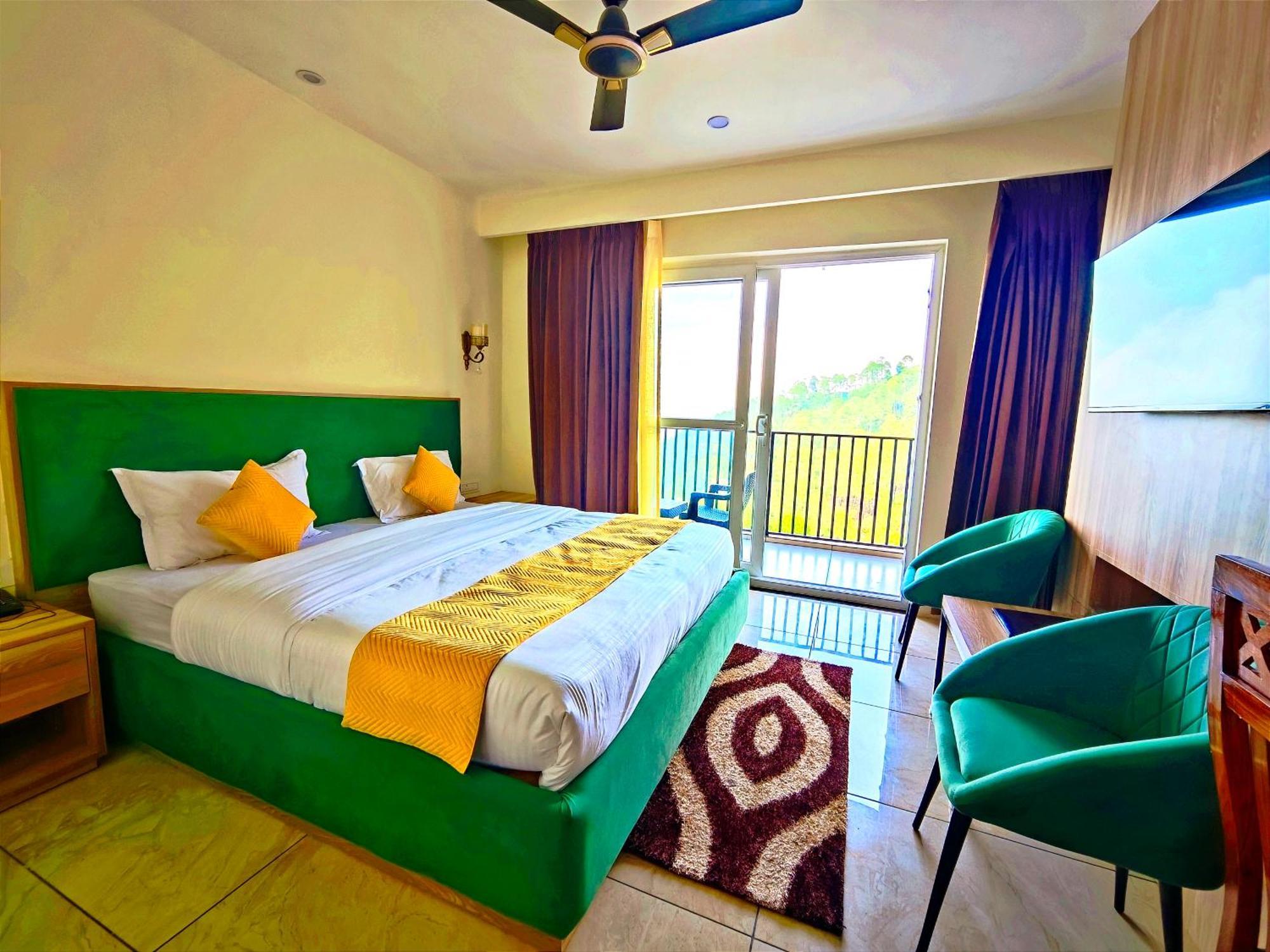 Hotel Pines And Peeks By Tws Hotels دالهوزي المظهر الخارجي الصورة